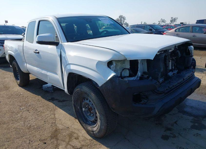 2020 Toyota Tacoma SR (VIN 5TFRX5GN0LX171411) main photo