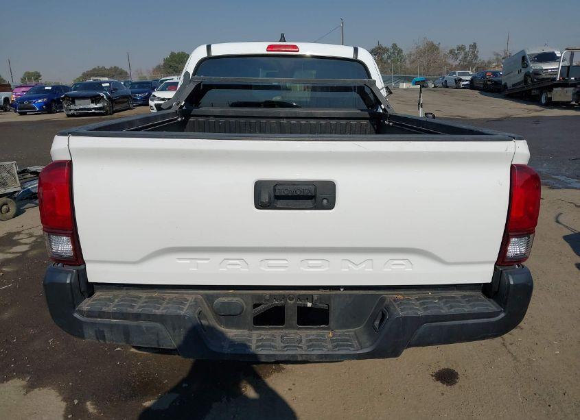 Photo 16 of 2020 Toyota Tacoma SR (VIN 5TFRX5GN0LX171411)