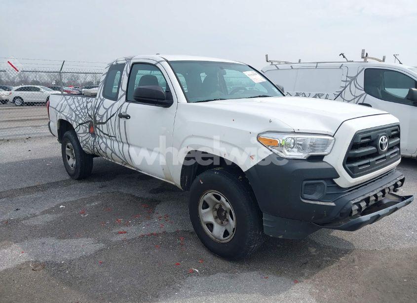 2016 Toyota Tacoma SR (VIN 5TFRX5GN1GX051753) main photo