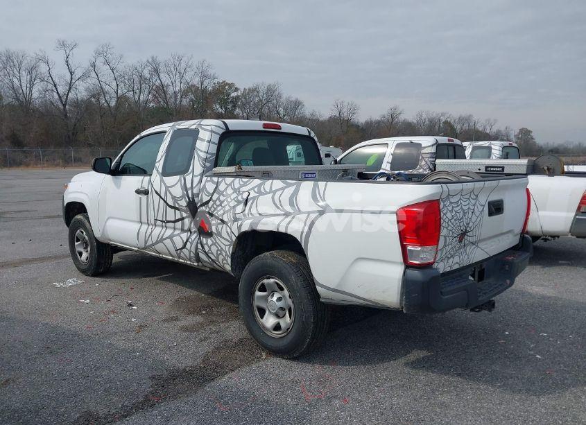 Photo 3 of 2016 Toyota Tacoma SR (VIN 5TFRX5GN1GX051753)
