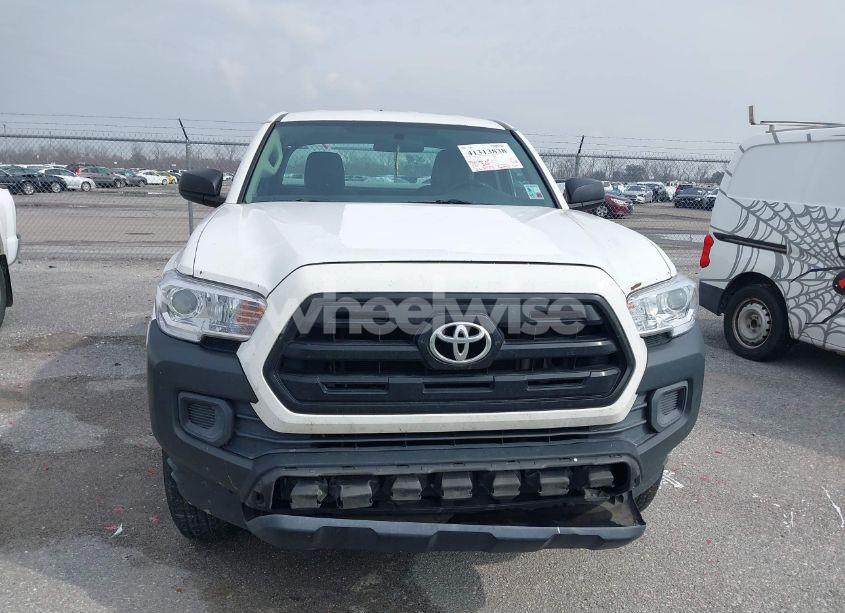 Photo 6 of 2016 Toyota Tacoma SR (VIN 5TFRX5GN1GX051753)
