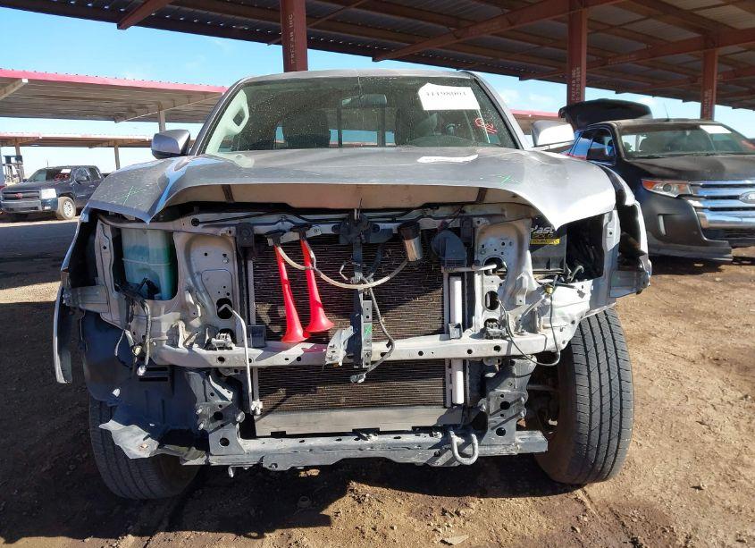 Photo 13 of 2016 Toyota Tacoma SR5 (VIN 5TFRX5GN1GX056340)