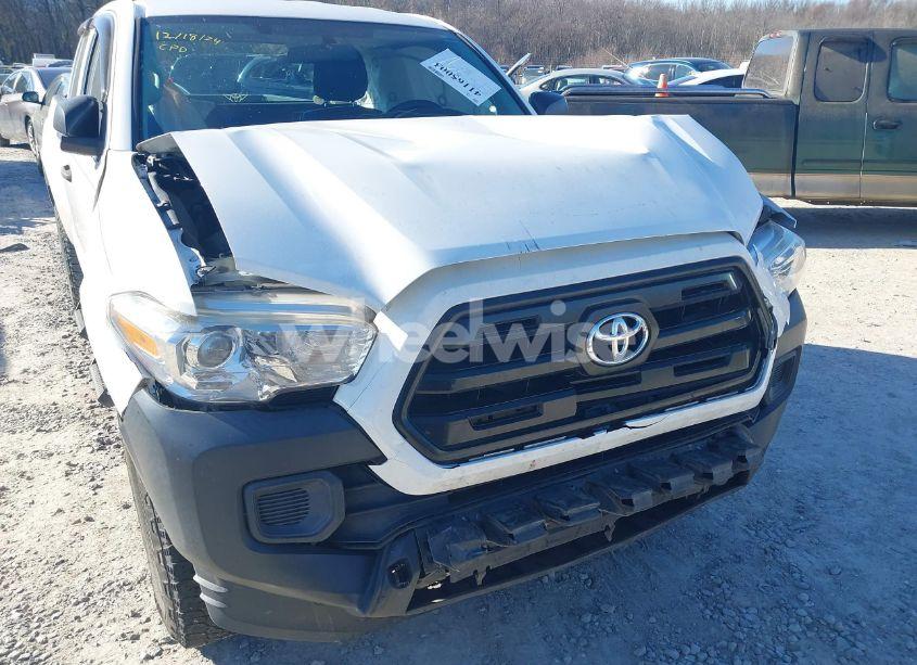 Photo 6 of 2016 Toyota Tacoma SR (VIN 5TFRX5GN1GX056953)