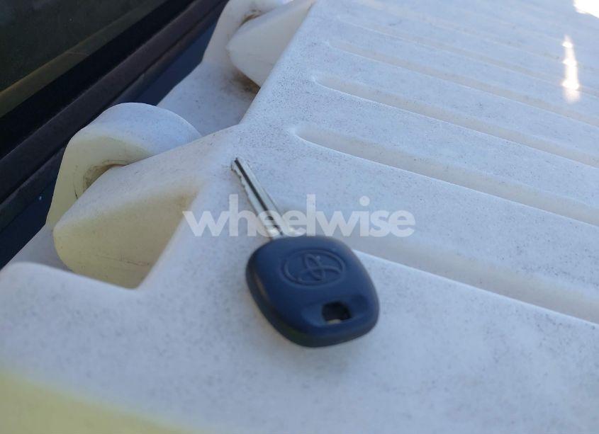 Photo 11 of 2017 Toyota Tacoma SR (VIN 5TFRX5GN1HX077416)