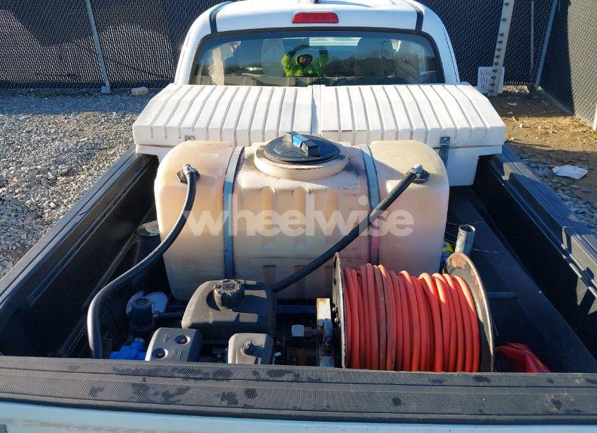 Photo 18 of 2017 Toyota Tacoma SR (VIN 5TFRX5GN1HX077416)