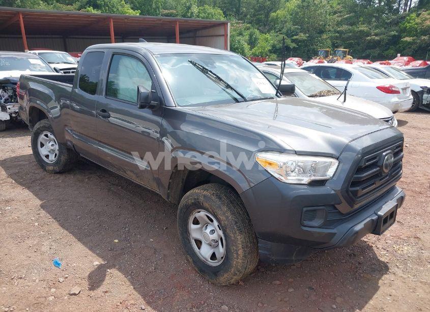 2019 Toyota Tacoma SR (VIN 5TFRX5GN1KX134141) main photo