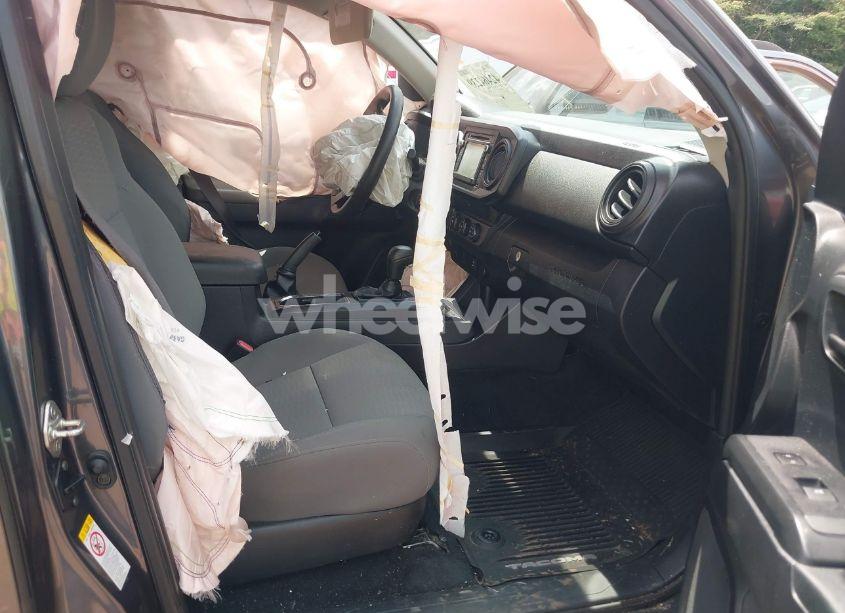 Photo 5 of 2019 Toyota Tacoma SR (VIN 5TFRX5GN1KX134141)
