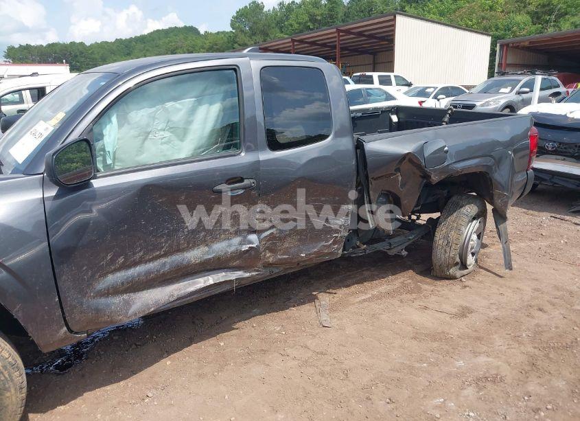 Photo 6 of 2019 Toyota Tacoma SR (VIN 5TFRX5GN1KX134141)