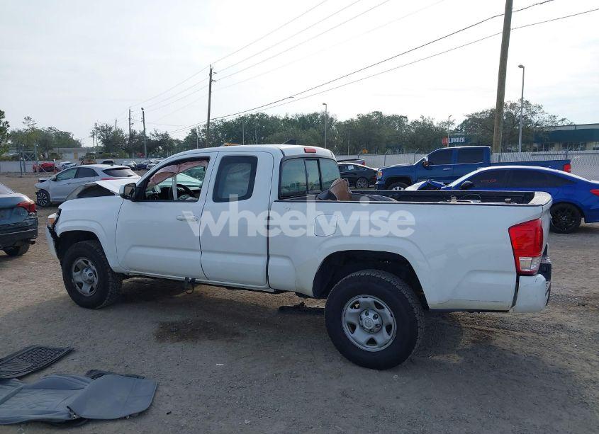 Photo 14 of 2016 Toyota Tacoma SR (VIN 5TFRX5GN2GX054676)