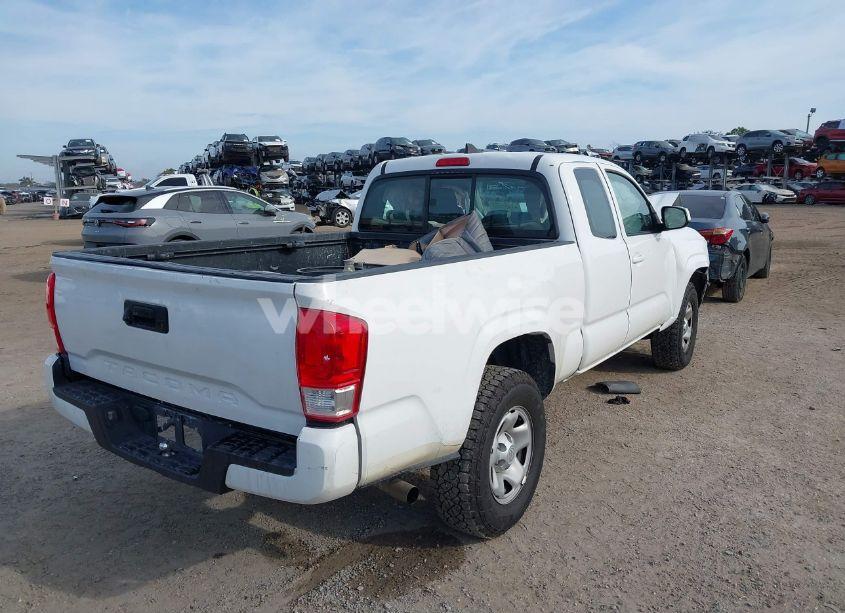 Photo 4 of 2016 Toyota Tacoma SR (VIN 5TFRX5GN2GX054676)