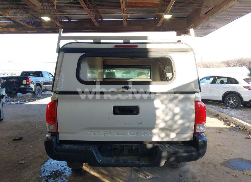 Photo 16 of 2016 Toyota Tacoma SR (VIN 5TFRX5GN2GX071669)