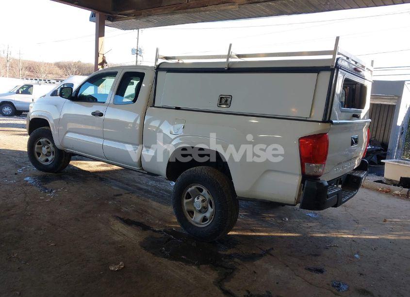 Photo 3 of 2016 Toyota Tacoma SR (VIN 5TFRX5GN2GX071669)
