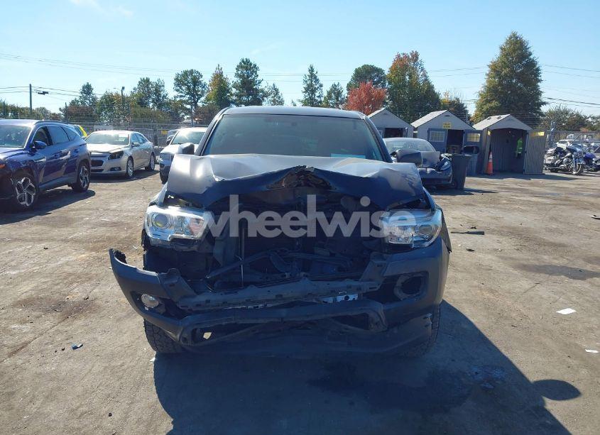 Photo 12 of 2017 Toyota Tacoma SR (VIN 5TFRX5GN2HX086836)