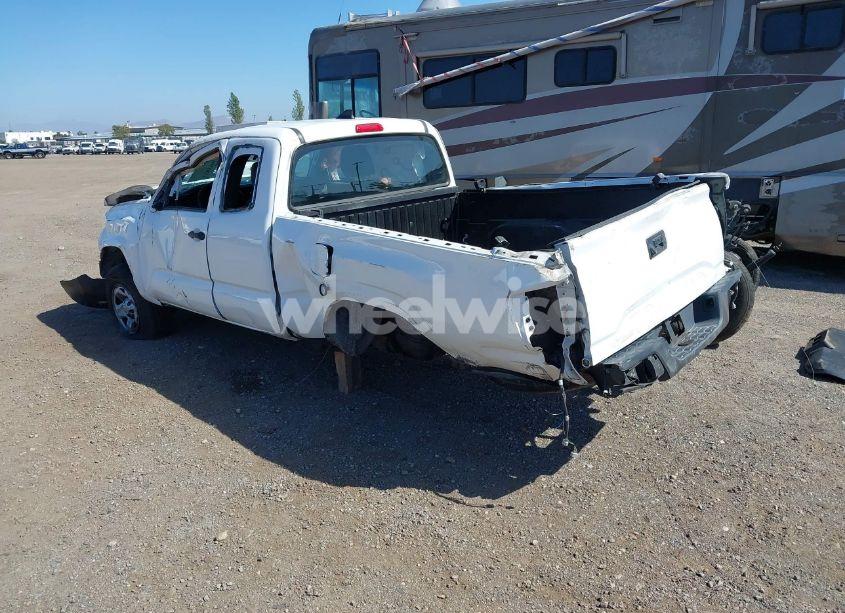 Photo 3 of 2018 Toyota Tacoma SR (VIN 5TFRX5GN2JX120568)