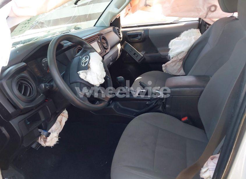 Photo 5 of 2018 Toyota Tacoma SR (VIN 5TFRX5GN2JX120568)