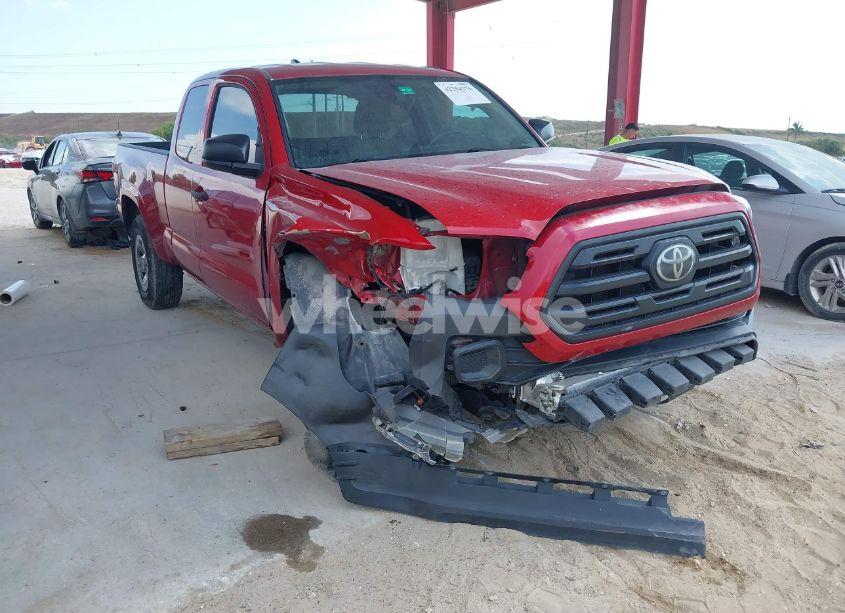 2019 Toyota Tacoma SR (VIN 5TFRX5GN2KX146427) main photo