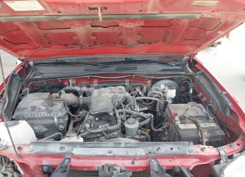 Photo 10 of 2019 Toyota Tacoma SR (VIN 5TFRX5GN2KX146427)