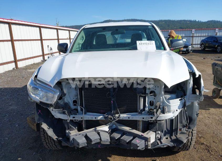 Photo 13 of 2017 Toyota Tacoma SR (VIN 5TFRX5GN3HX091527)