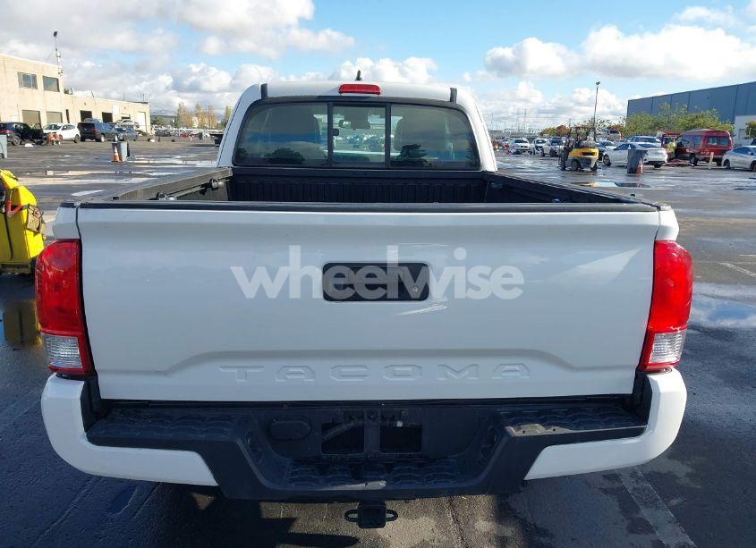 Photo 17 of 2017 Toyota Tacoma SR (VIN 5TFRX5GN3HX099899)