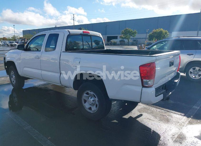 Photo 3 of 2017 Toyota Tacoma SR (VIN 5TFRX5GN3HX099899)