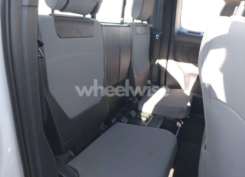 Photo 8 of 2017 Toyota Tacoma SR (VIN 5TFRX5GN3HX099899)