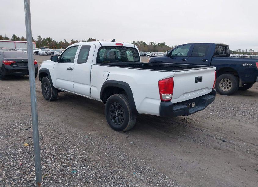Photo 3 of 2018 Toyota Tacoma SR (VIN 5TFRX5GN3JX107442)