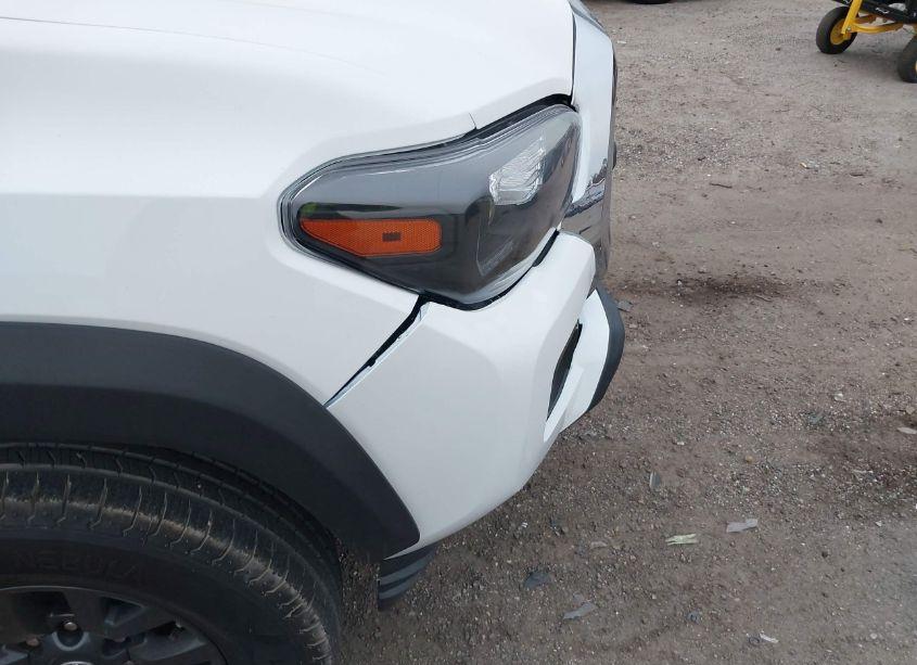 Photo 6 of 2018 Toyota Tacoma SR (VIN 5TFRX5GN3JX107442)