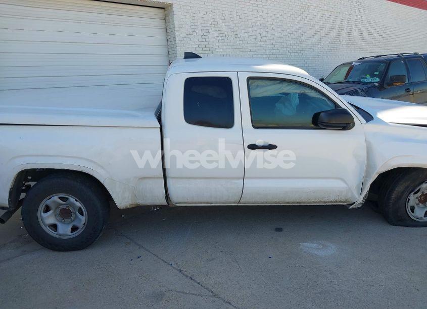 Photo 13 of 2020 Toyota Tacoma SR (VIN 5TFRX5GN3LX183035)