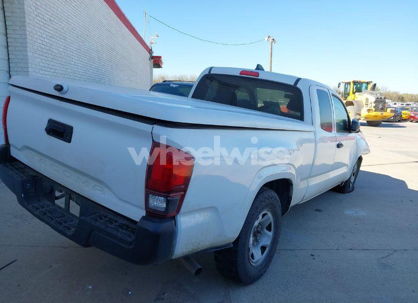 Photo 4 of 2020 Toyota Tacoma SR (VIN 5TFRX5GN3LX183035)