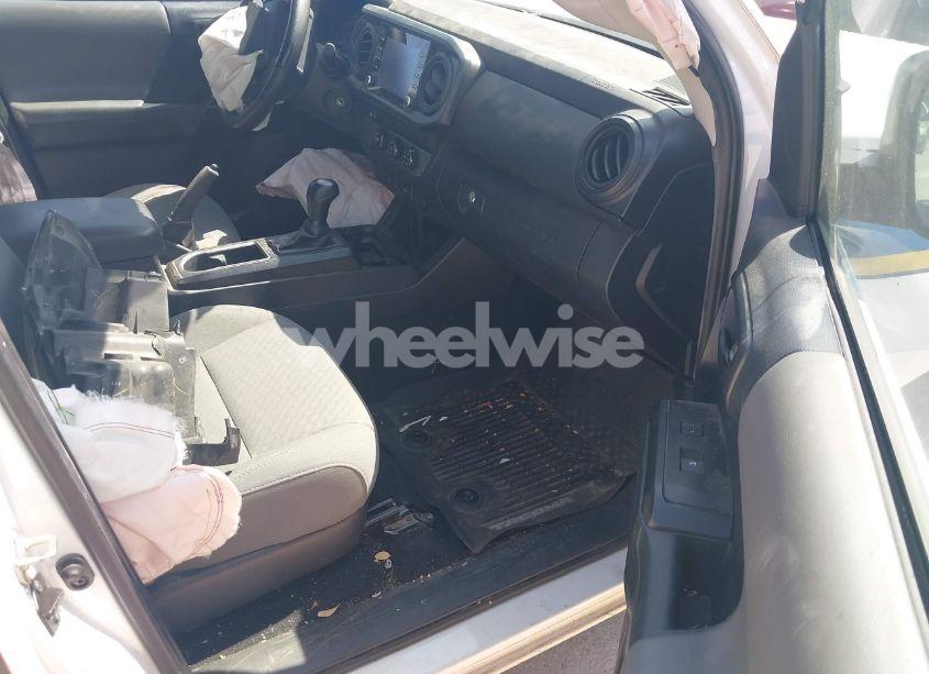 Photo 5 of 2020 Toyota Tacoma SR (VIN 5TFRX5GN3LX183035)