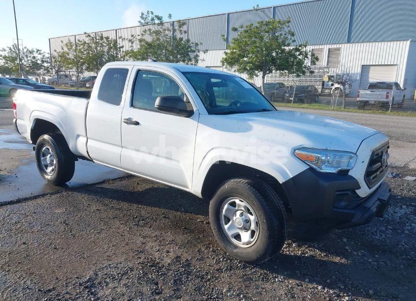 2016 Toyota Tacoma SR (VIN 5TFRX5GN4GX058972) main photo