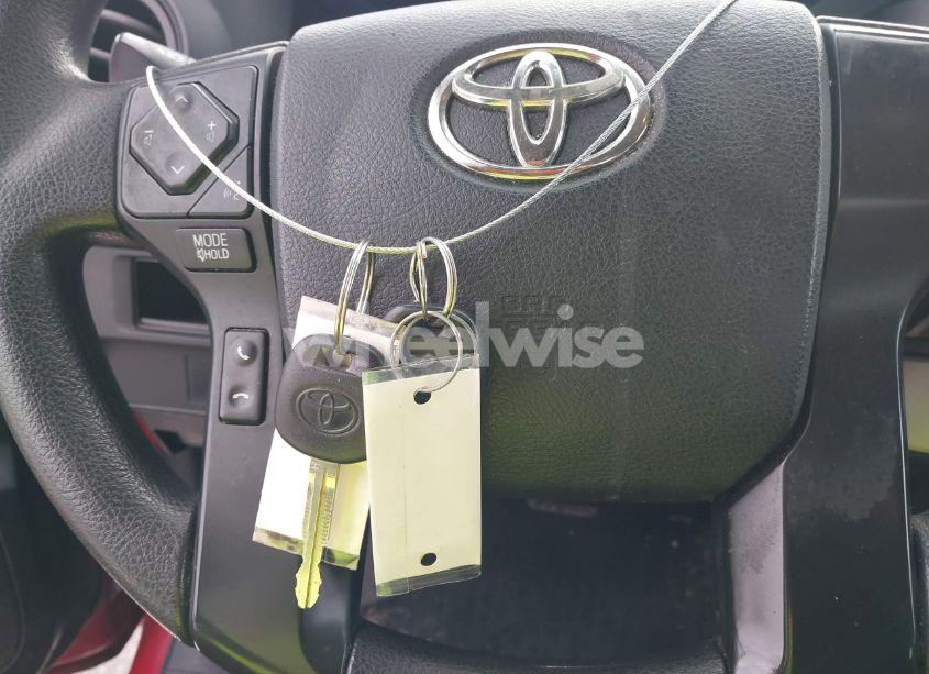 Photo 11 of 2016 Toyota Tacoma SR (VIN 5TFRX5GN4GX062228)