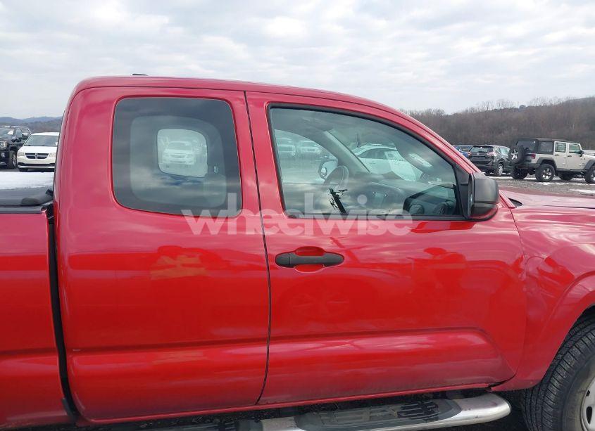 Photo 13 of 2016 Toyota Tacoma SR (VIN 5TFRX5GN4GX062228)