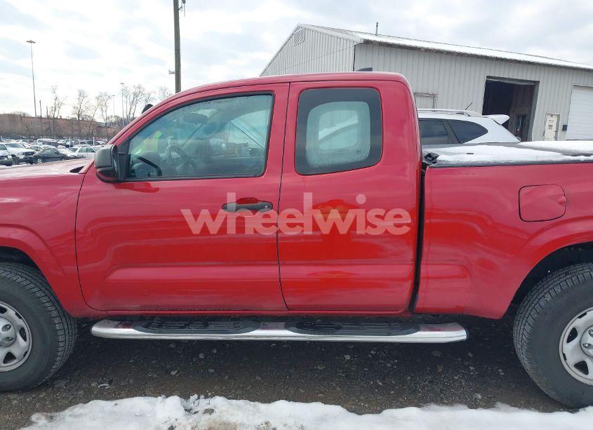 Photo 14 of 2016 Toyota Tacoma SR (VIN 5TFRX5GN4GX062228)