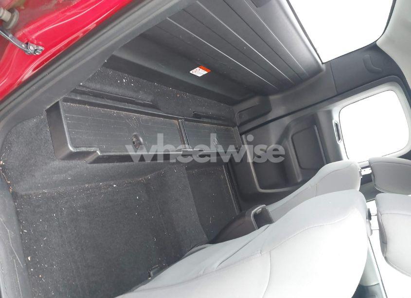 Photo 8 of 2016 Toyota Tacoma SR (VIN 5TFRX5GN4GX062228)