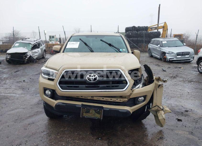 Photo 11 of 2017 Toyota Tacoma SR5 (VIN 5TFRX5GN4HX080875)