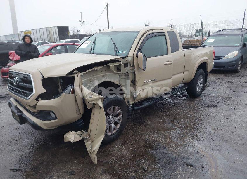 Photo 2 of 2017 Toyota Tacoma SR5 (VIN 5TFRX5GN4HX080875)