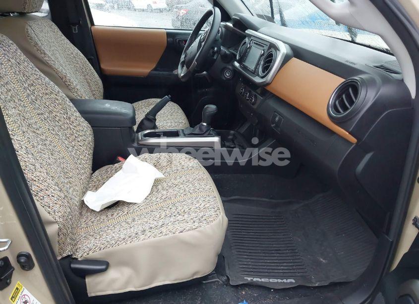 Photo 5 of 2017 Toyota Tacoma SR5 (VIN 5TFRX5GN4HX080875)