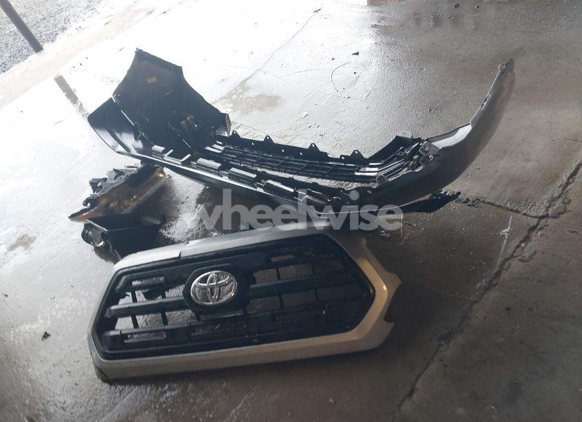 Photo 12 of 2017 Toyota Tacoma SR (VIN 5TFRX5GN5HX080965)