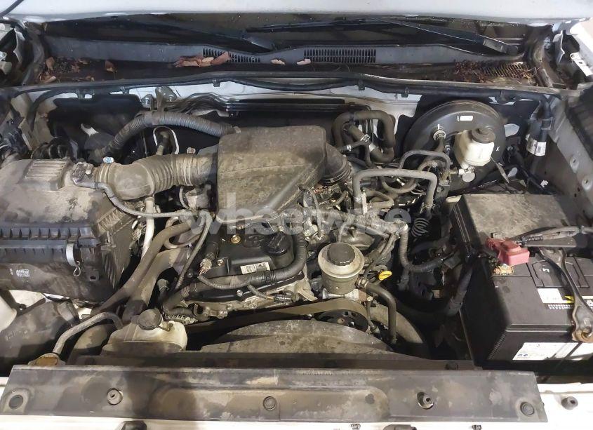 Photo 10 of 2017 Toyota Tacoma SR (VIN 5TFRX5GN5HX085017)