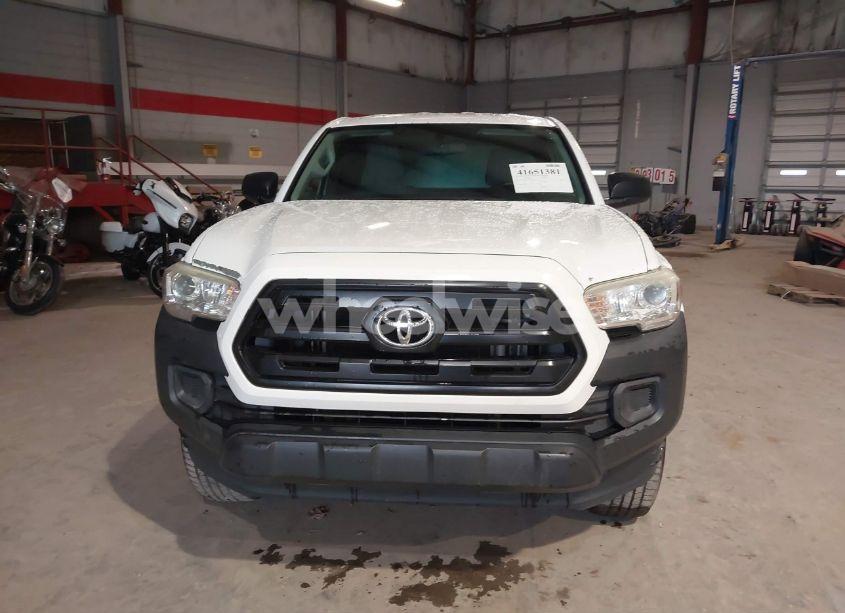 Photo 12 of 2017 Toyota Tacoma SR (VIN 5TFRX5GN5HX085017)