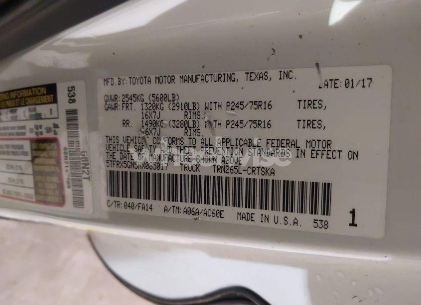 Photo 9 of 2017 Toyota Tacoma SR (VIN 5TFRX5GN5HX085017)