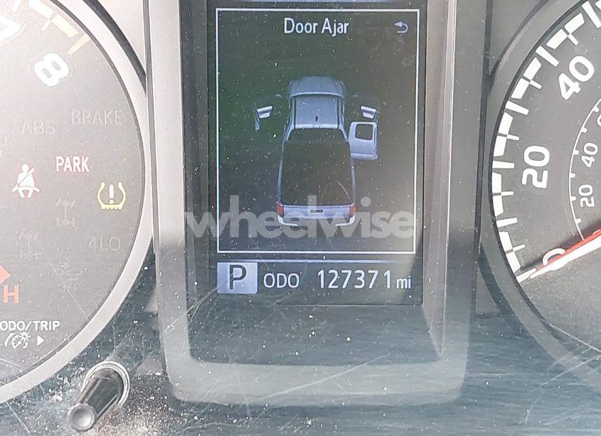 Photo 16 of 2018 Toyota Tacoma SR (VIN 5TFRX5GN5JX126848)