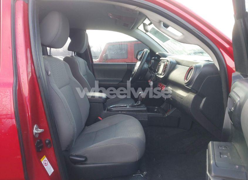 Photo 5 of 2018 Toyota Tacoma SR (VIN 5TFRX5GN5JX127708)