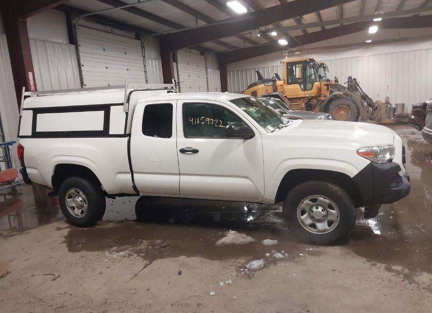 Photo 13 of 2020 Toyota Tacoma SR (VIN 5TFRX5GN5LX166527)