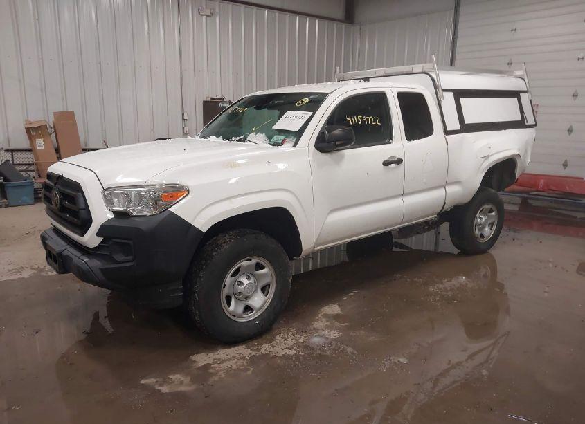 Photo 2 of 2020 Toyota Tacoma SR (VIN 5TFRX5GN5LX166527)