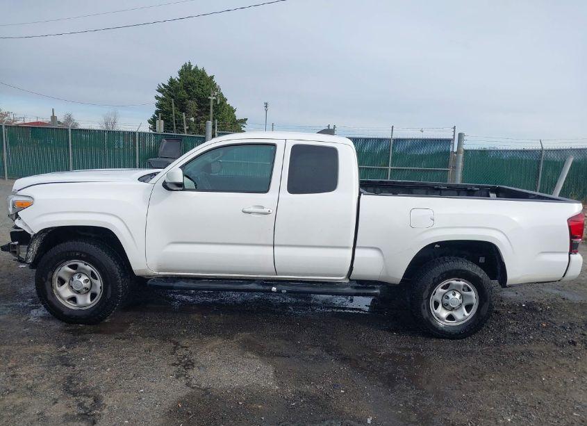 Photo 15 of 2020 Toyota Tacoma SR (VIN 5TFRX5GN5LX179908)