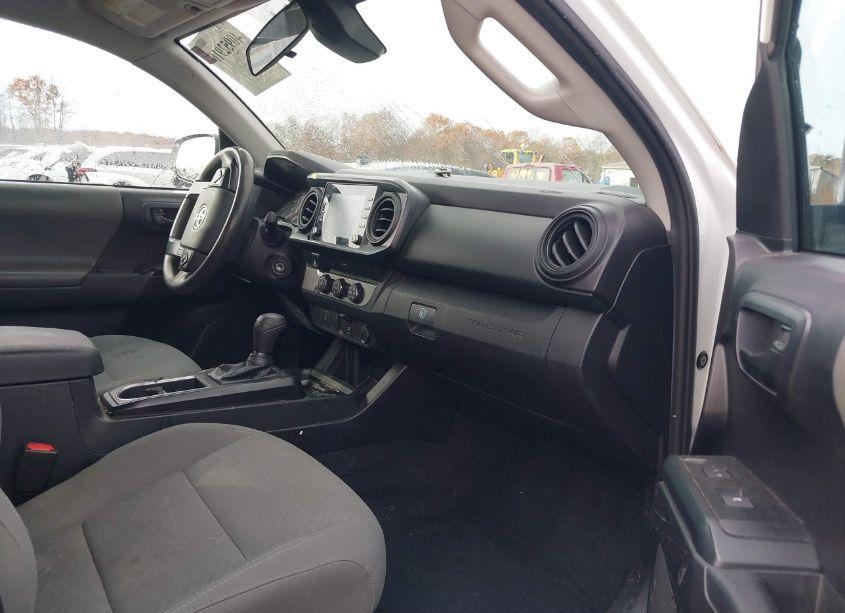 Photo 5 of 2020 Toyota Tacoma SR (VIN 5TFRX5GN5LX179908)