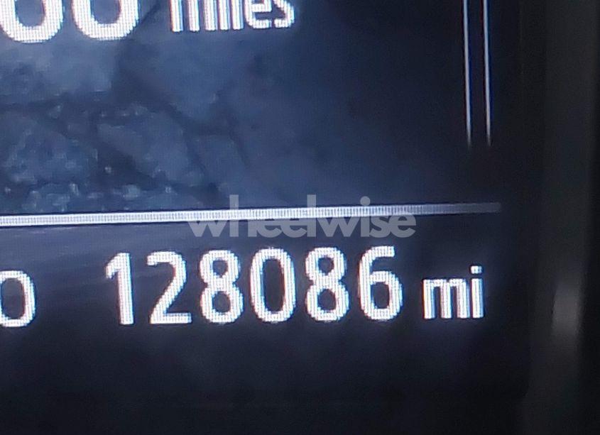 Photo 15 of 2018 Toyota Tacoma SR (VIN 5TFRX5GN6JX110514)