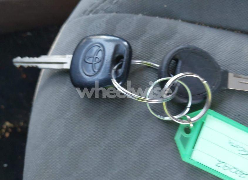 Photo 11 of 2020 Toyota Tacoma SR (VIN 5TFRX5GN6LX169937)